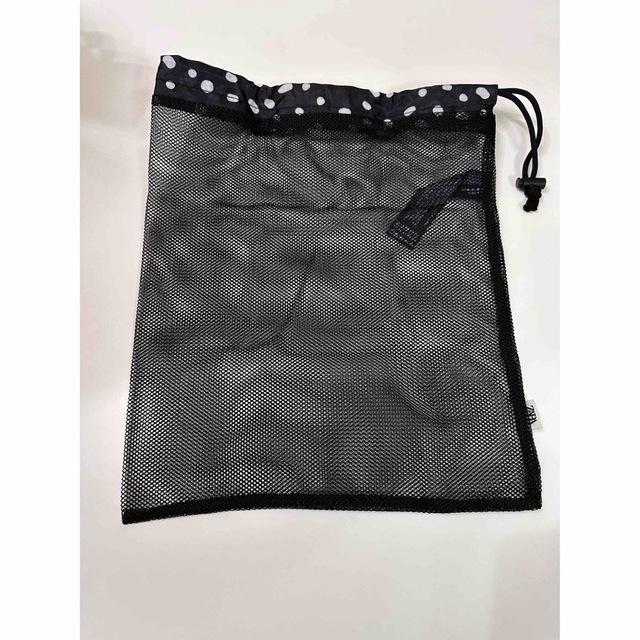 ZARA(ザラ)のZARA トラベルバッグ　黒　ポーチ　メッシュ素材 レディースのバッグ(その他)の商品写真