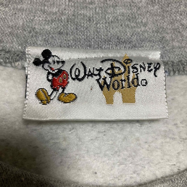 Disney(ディズニー)のウォルトディズニーワールド　ミッキートレーナー　スウェット　オーバーサイズ　古着 メンズのトップス(スウェット)の商品写真