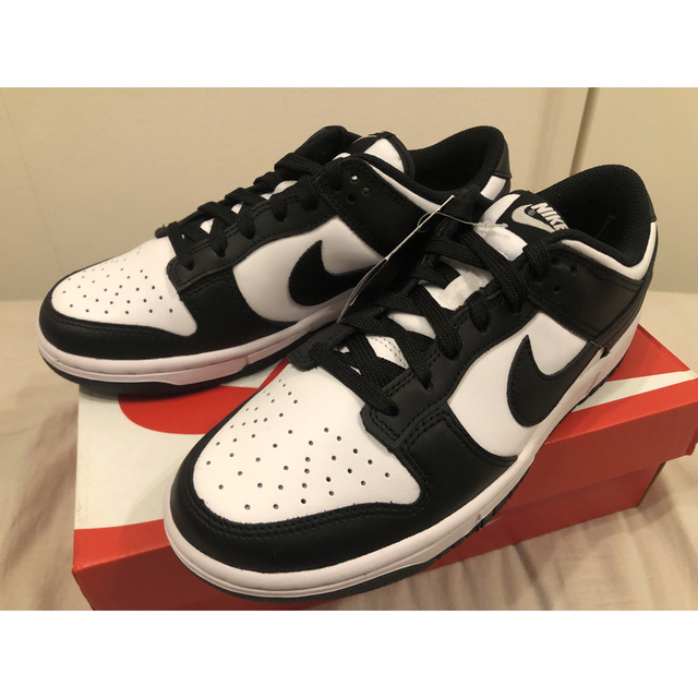 NIKE ダンクLOW パンダ　24cm