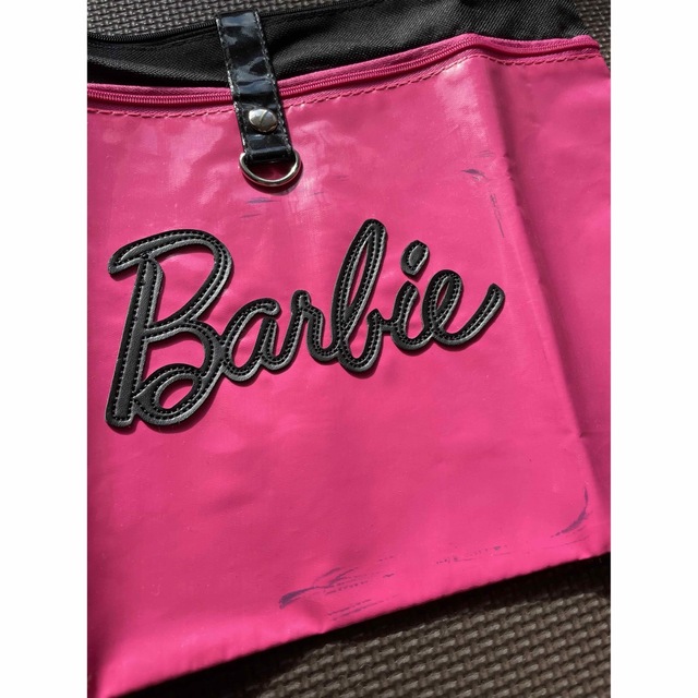 Barbie(バービー)のBarbie トラベルポーチ レディースのファッション小物(ポーチ)の商品写真