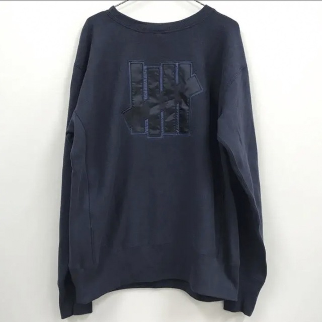 UNDEFEATED(アンディフィーテッド)のUNDEFEATED CHAMPION 5 STRIKE CREW SWEAT メンズのトップス(スウェット)の商品写真