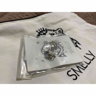 新品未使用　SMELLY ビジューピアス　スメリー　アーバンリサーチ(ピアス)