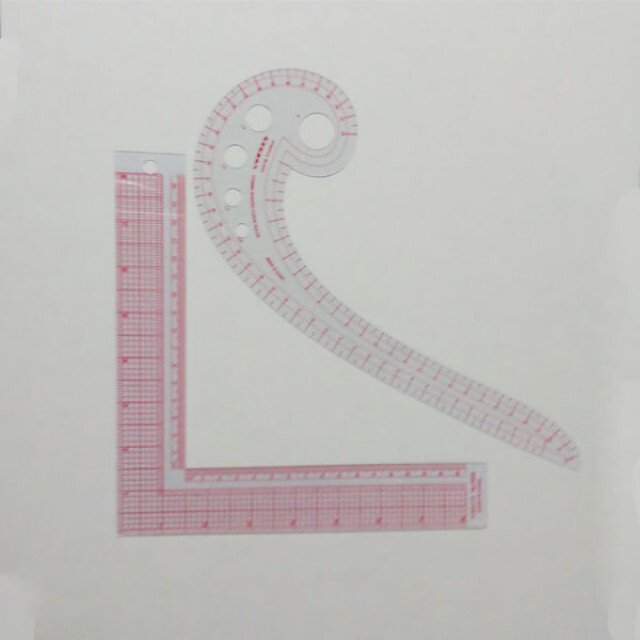 dカーブルーラー 直角定規 製図 L字型定規 裁縫定規 プラスチック 曲線定規 ハンドメイドの素材/材料(型紙/パターン)の商品写真