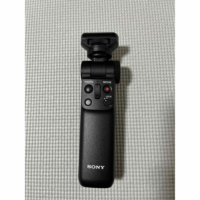 SONY(ソニー)のSony Digital camera ZV-1 とUSB・バッテリー スマホ/家電/カメラのカメラ(コンパクトデジタルカメラ)の商品写真