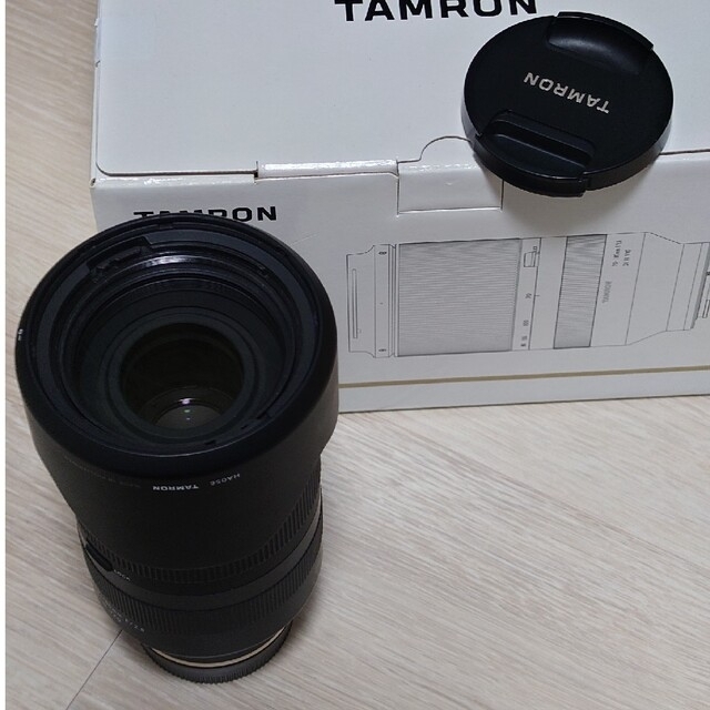 TAMRON 70-180F2.8 DI III VXD(A056 スマホ/家電/カメラのカメラ(その他)の商品写真