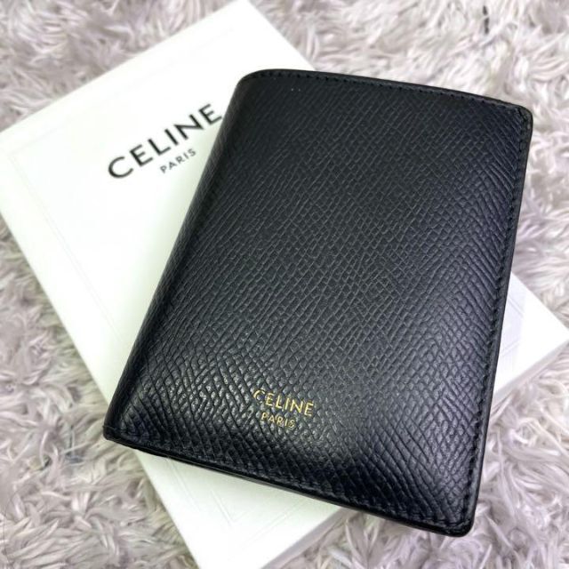 ✨割引本物✨ 美品 セリーヌ 二つ折り財布 コンパクトウォレット