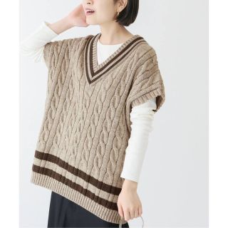 スピックアンドスパン(Spick & Span)のベスト【Oldderby Knitwear】別注クリケットケーブルニットベスト(ニット/セーター)