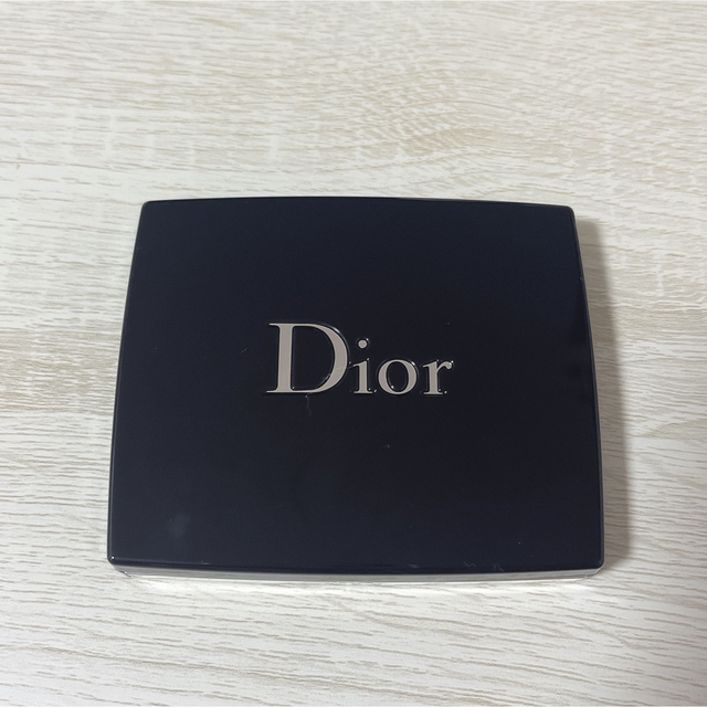 Dior アイシャドウ　サンククルールクチュール 839 1