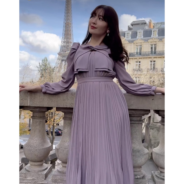 お得NEW her lip to La Rochelle Pleated Dress 再入荷お得