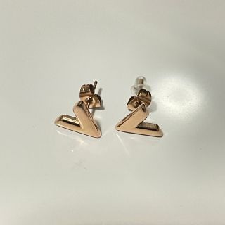 Vピアス イヤリング(ピアス)