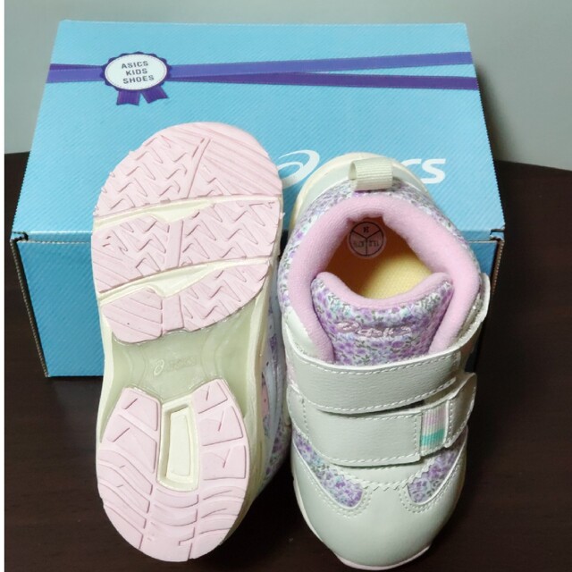 asics(アシックス)のアシックスウォーキング スクスク GD.RUNNERBABY CT-MID 4 キッズ/ベビー/マタニティのベビー靴/シューズ(~14cm)(スニーカー)の商品写真