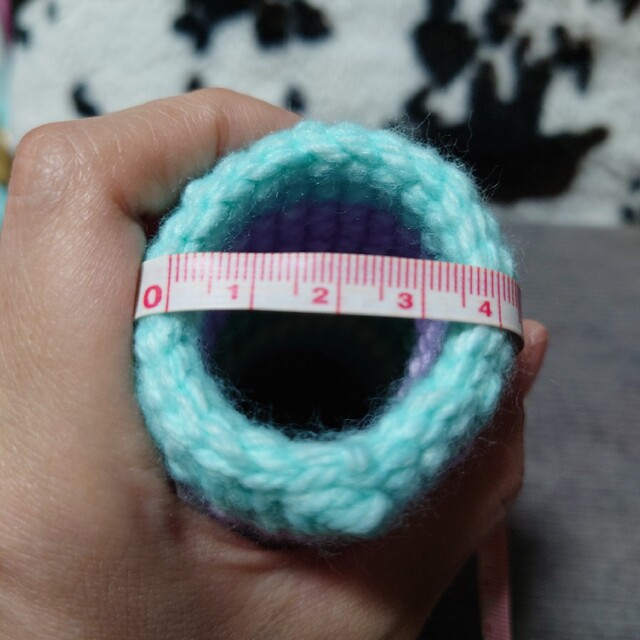ハンドメイド やもちぐら ゆめかわカラー 長め 手編み ハンドメイドのペット(おもちゃ/ペット小物)の商品写真