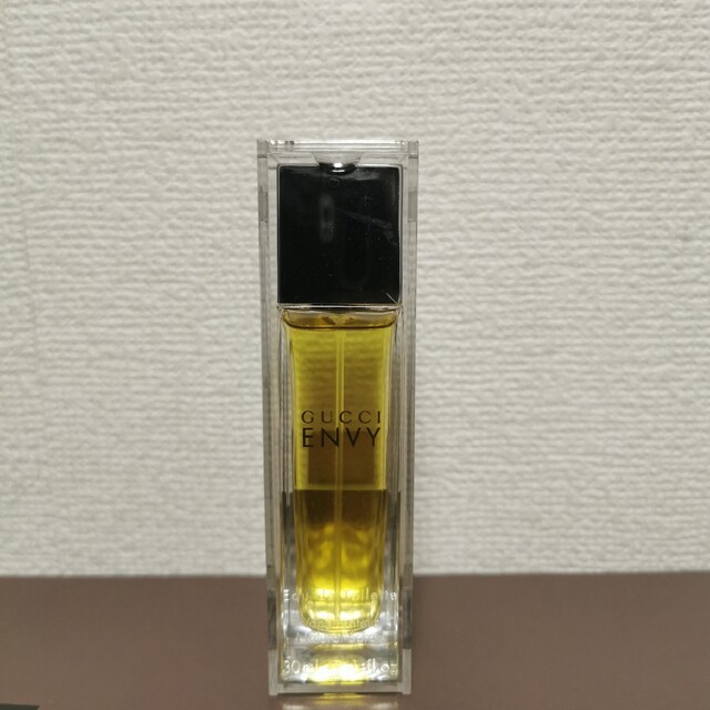 Gucci(グッチ)のGUCCI グッチ エンヴィ 30ml 廃盤 レア 多分未使用だったと思います。 コスメ/美容の香水(ユニセックス)の商品写真