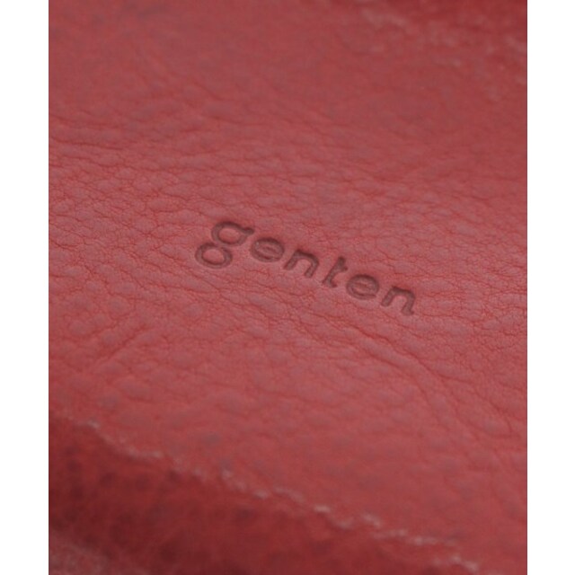 genten(ゲンテン)のgenten ゲンテン ポーチ - 赤 【古着】【中古】 レディースのファッション小物(ポーチ)の商品写真