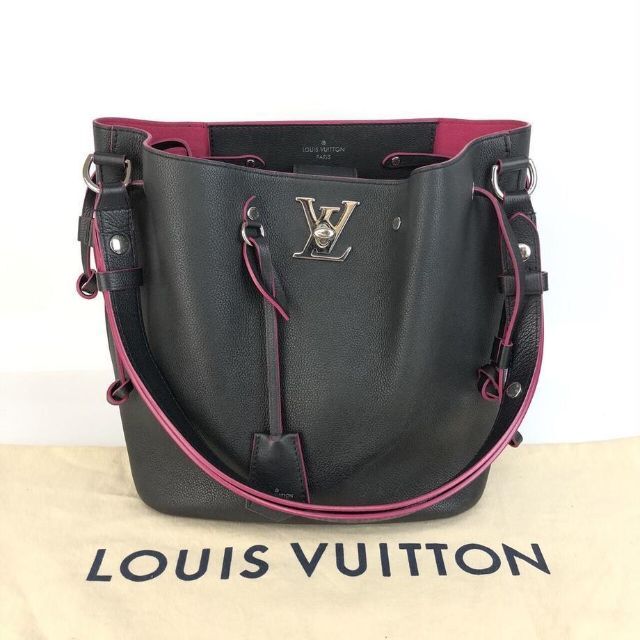 LOUIS VUITTON - LOUIS VUITTON ルイヴィトン ロックミー バケット ショルダーバッグ