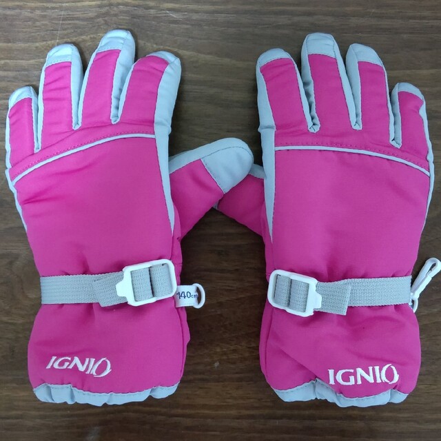 Ignio - IGNIO スキー用手袋 140cmの通販 by みなきょん|イグニオなら