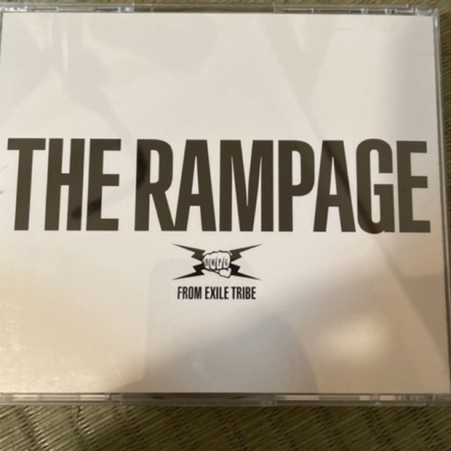 THE RAMPAGE(ザランページ)のランペ THERAMPAGE CD&DVD   エンタメ/ホビーのDVD/ブルーレイ(ミュージック)の商品写真