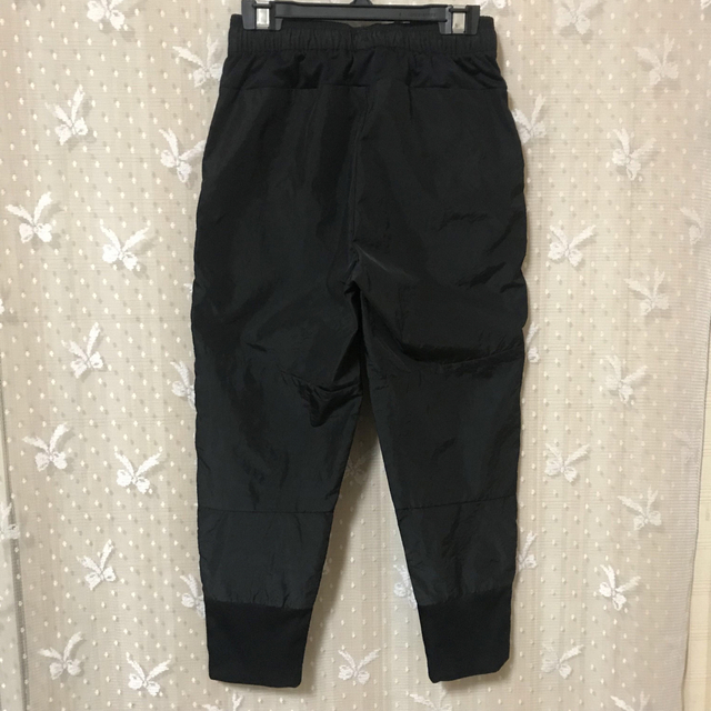 adidas(アディダス)のアディダスナイロンパンツ　130 キッズ/ベビー/マタニティのキッズ服男の子用(90cm~)(パンツ/スパッツ)の商品写真