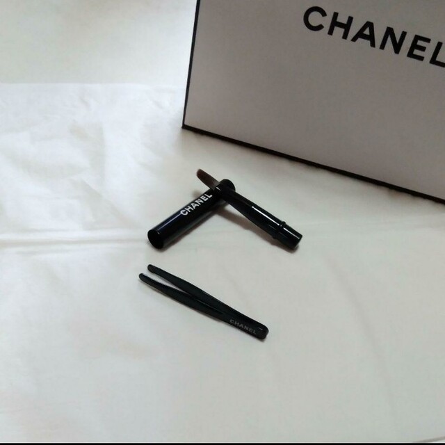 CHANEL(シャネル)の新品❣️ CHANEL Set♡ コスメ/美容のメイク道具/ケアグッズ(ツィザー(毛抜き))の商品写真