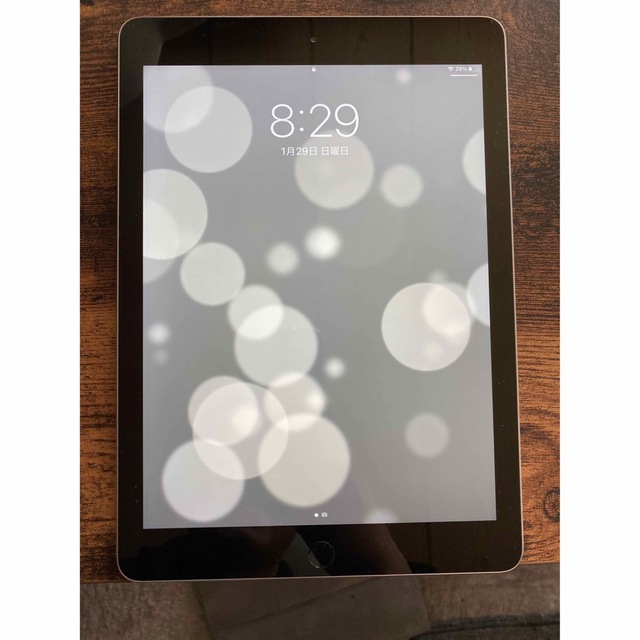 iPad第6世代 32GB Wi-Fiモデル ブラック - タブレット