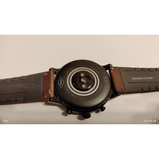 FOSSIL(フォッシル)のFOSSILスマートウォッチGen5 THE CARLYLE HR レザーバンド メンズの時計(腕時計(デジタル))の商品写真