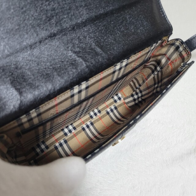 BURBERRY - 【美品】バーバリー ショルダーバッグ 肩掛け ノバチェック