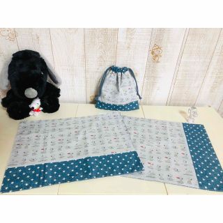 ハンドメイドスヌーピー 入園入学❤︎ランチョンマット&巾着袋❤︎(外出用品)
