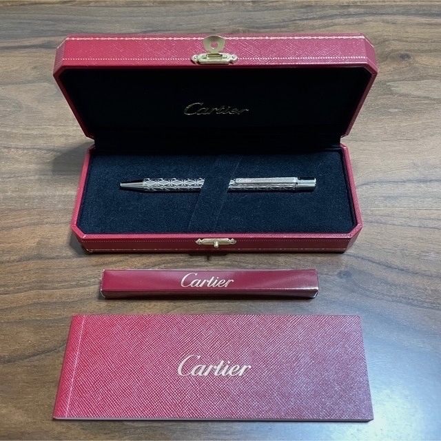 Cartier(カルティエ)の新品芯付き⭐︎カルティエ Cartier ボールペン インテリア/住まい/日用品の文房具(ペン/マーカー)の商品写真