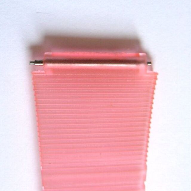 ラバ製(ピンク)/カン幅20ミリ メンズの時計(ラバーベルト)の商品写真