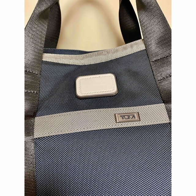 TUMI(トゥミ)の【未使用】TUMI Alpha3 キャリーオールトート/ロイヤルブルー メンズのバッグ(トートバッグ)の商品写真