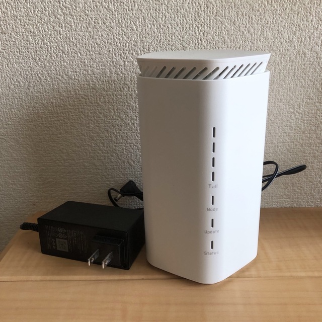 ブロードワイマックス　Speed Wi-Fi Home 5G L12 スマホ/家電/カメラのPC/タブレット(PC周辺機器)の商品写真