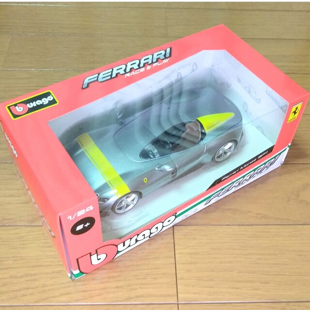 ブラーゴ Bburago 1/24 フェラーリ モンツァ SP1(シルバー) 1 エンタメ/ホビーのおもちゃ/ぬいぐるみ(ミニカー)の商品写真