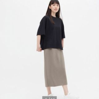 ユニクロ(UNIQLO)のUNIQLO / ストレッチダブルフェイスナロースカート(ひざ丈スカート)