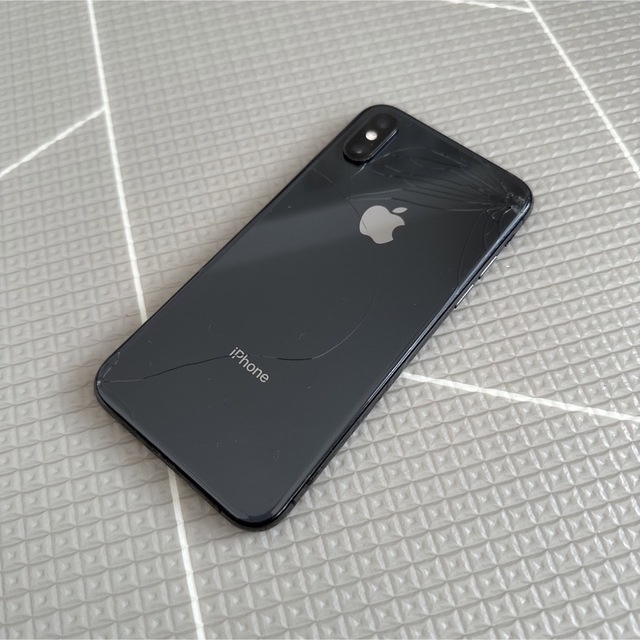 Apple iPhoneXS 64GB Space Gray SIMフリー