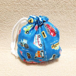 ブルーくるまのミニ巾着…小物入れ ポーチ(ポーチ)