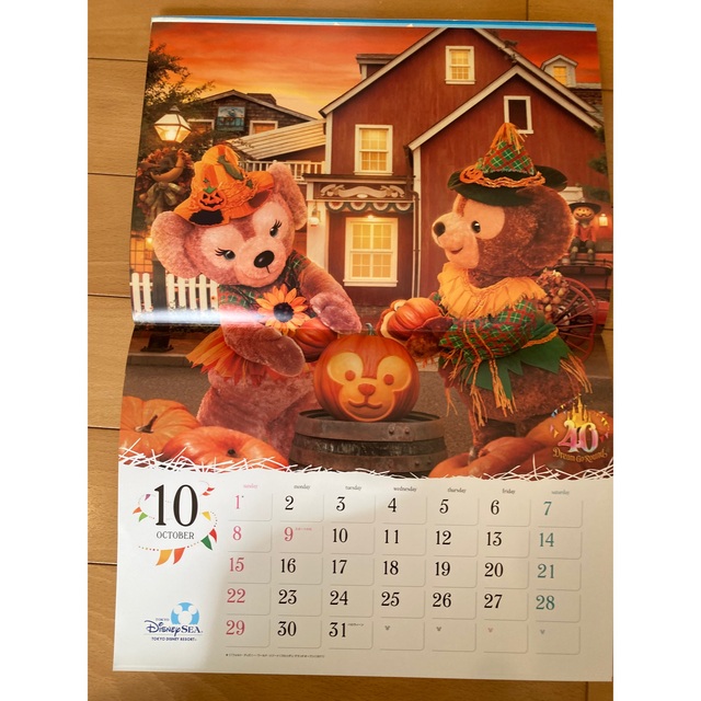 Disney(ディズニー)の【40周年】東京ディズニーリゾート　2023 カレンダー インテリア/住まい/日用品の文房具(カレンダー/スケジュール)の商品写真