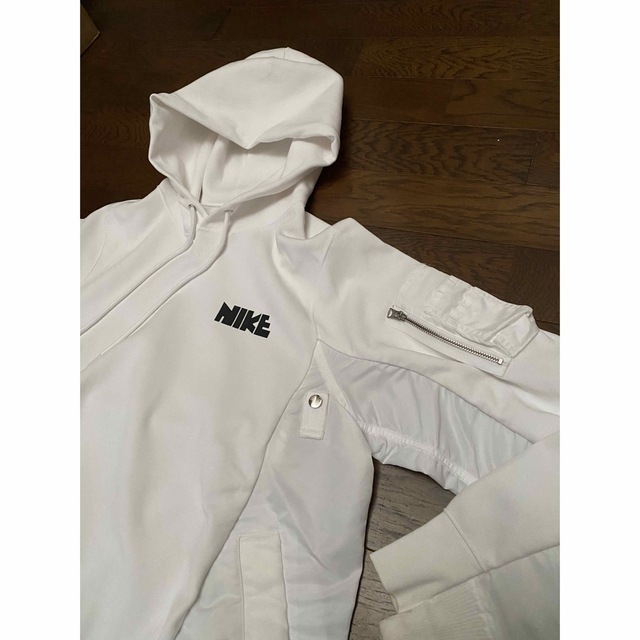 sacai(サカイ)のsacai x Nike Lab U NRG Rh Hoodie "White" メンズのトップス(パーカー)の商品写真