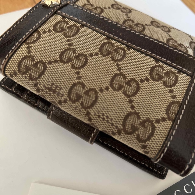 Gucci(グッチ)のGUCCI グッチ　二つ折り財布　GG柄 レディースのファッション小物(財布)の商品写真