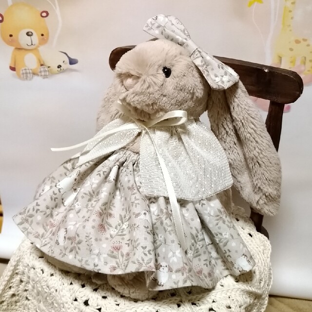 ジェリーキャットお洋服ジェリーキャット　Mサイズ　ハンドメイド　服　jellycat　うさぎ