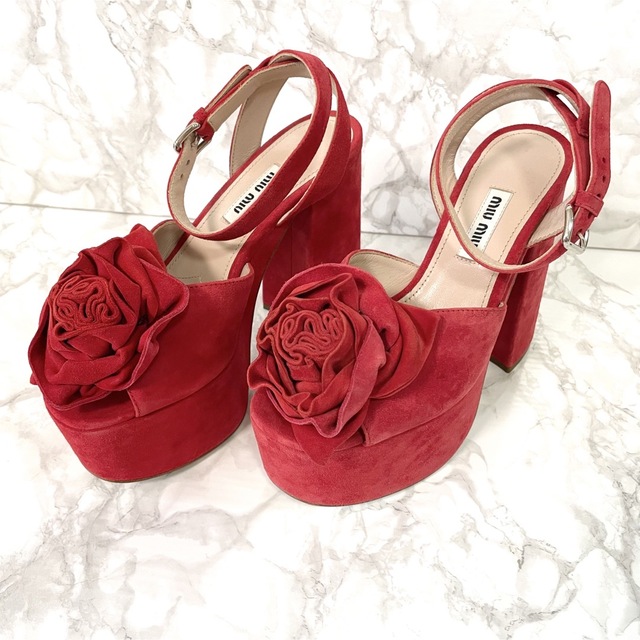 MIU MIU ミュウミュウ 厚底 サンダル ローズ レッド 高品質の激安