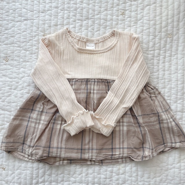 tete a tete(テータテート)のテータテート  チェック柄　チュニック　80 キッズ/ベビー/マタニティのベビー服(~85cm)(ニット/セーター)の商品写真