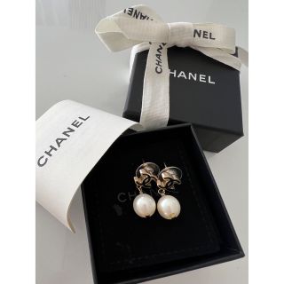 シャネル パールピアス ピアス(ブラック/黒色系)の通販 34点