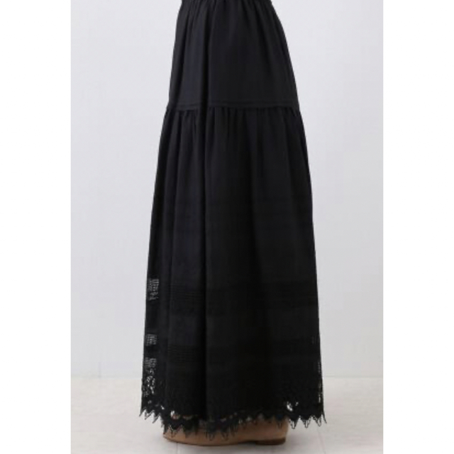 SLOBE IENA(スローブイエナ)のSLOBE IENA  刺繍レーススカート　BLACK レディースのスカート(ロングスカート)の商品写真