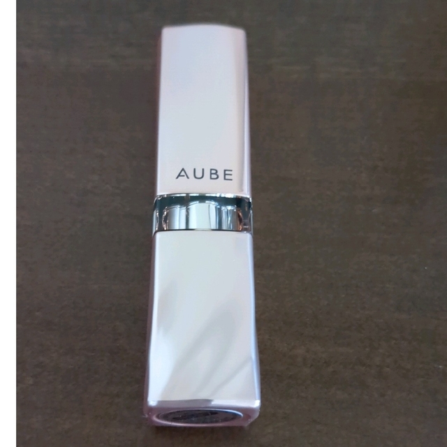 AUBE(オーブ)のAUBE couture オーブクチュール ソフィーナオーブ なめらか質感ひと塗 コスメ/美容のベースメイク/化粧品(口紅)の商品写真