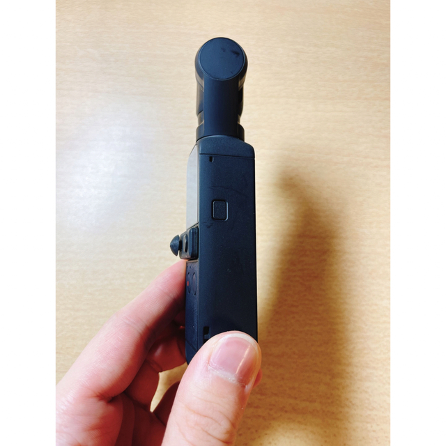 DJI Pocket 2 Creator Combo スマホ/家電/カメラのカメラ(ビデオカメラ)の商品写真