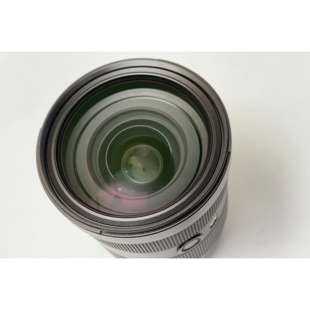 SONY(ソニー)のSONY FE24-70mm F2.8 GM SEL2470GM 付属品あります スマホ/家電/カメラのカメラ(レンズ(ズーム))の商品写真