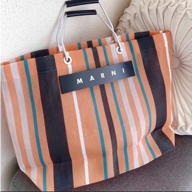 専用！MARNI フラワーカフェ トートストライプバッグ ビターオレンジ