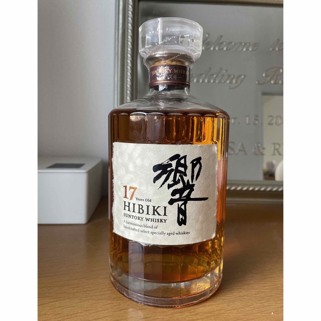 新着商品 サントリー - サントリー 響 17年 700ml ウイスキー