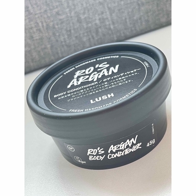 LUSH(ラッシュ)のLUSH ガーデンパーティー ギフトボックス コスメ/美容のボディケア(ボディソープ/石鹸)の商品写真