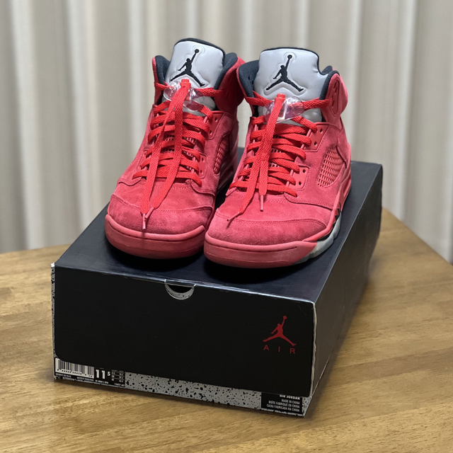Jordan Brand（NIKE）(ジョーダン)のNIKE AIR JORDAN5 RETRO RED SUEDE 29.5cm メンズの靴/シューズ(スニーカー)の商品写真
